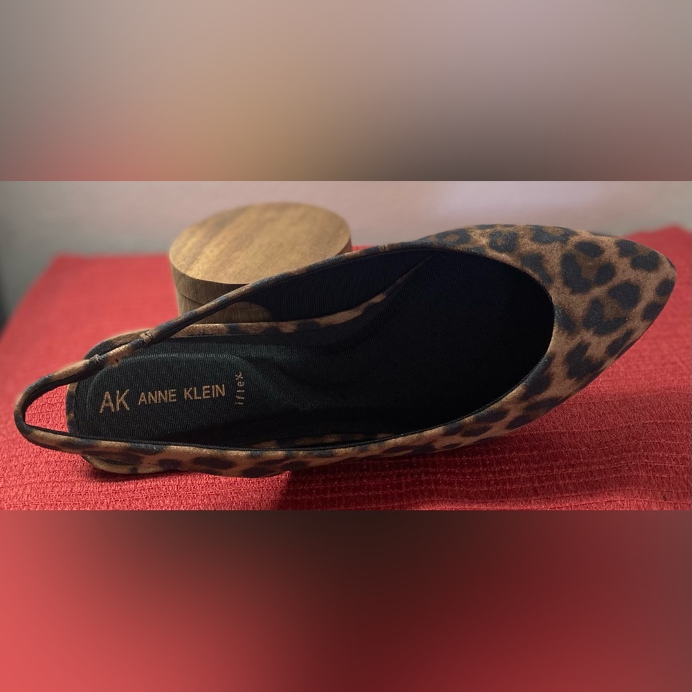 NWT… ANN KLEIN LEOPARD SLINGBACK FLATS - Picture 13 of 16